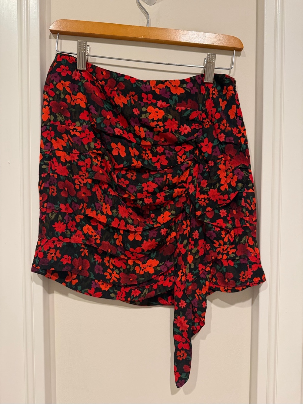 Astr Floral Ruched Tie-Waist Mini Skirt - Black with Red & Orange Floral